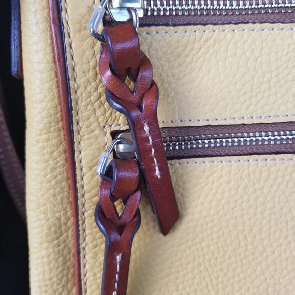 Dooney & Bourke triple zipper crossbody handbag. Yellow & Brown. - Picture 15 of 16